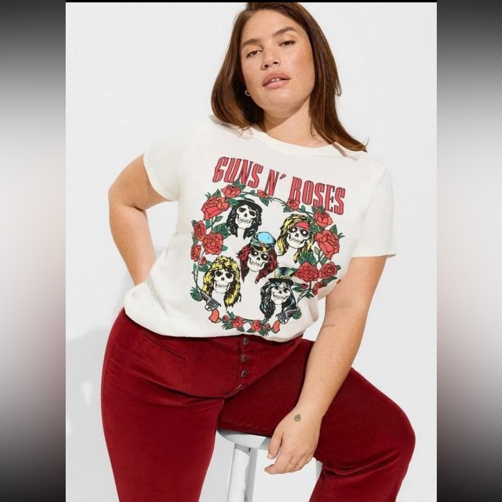 Torrid Guns N Roses Band Tee White Graphic T-Shirt  Size 1
